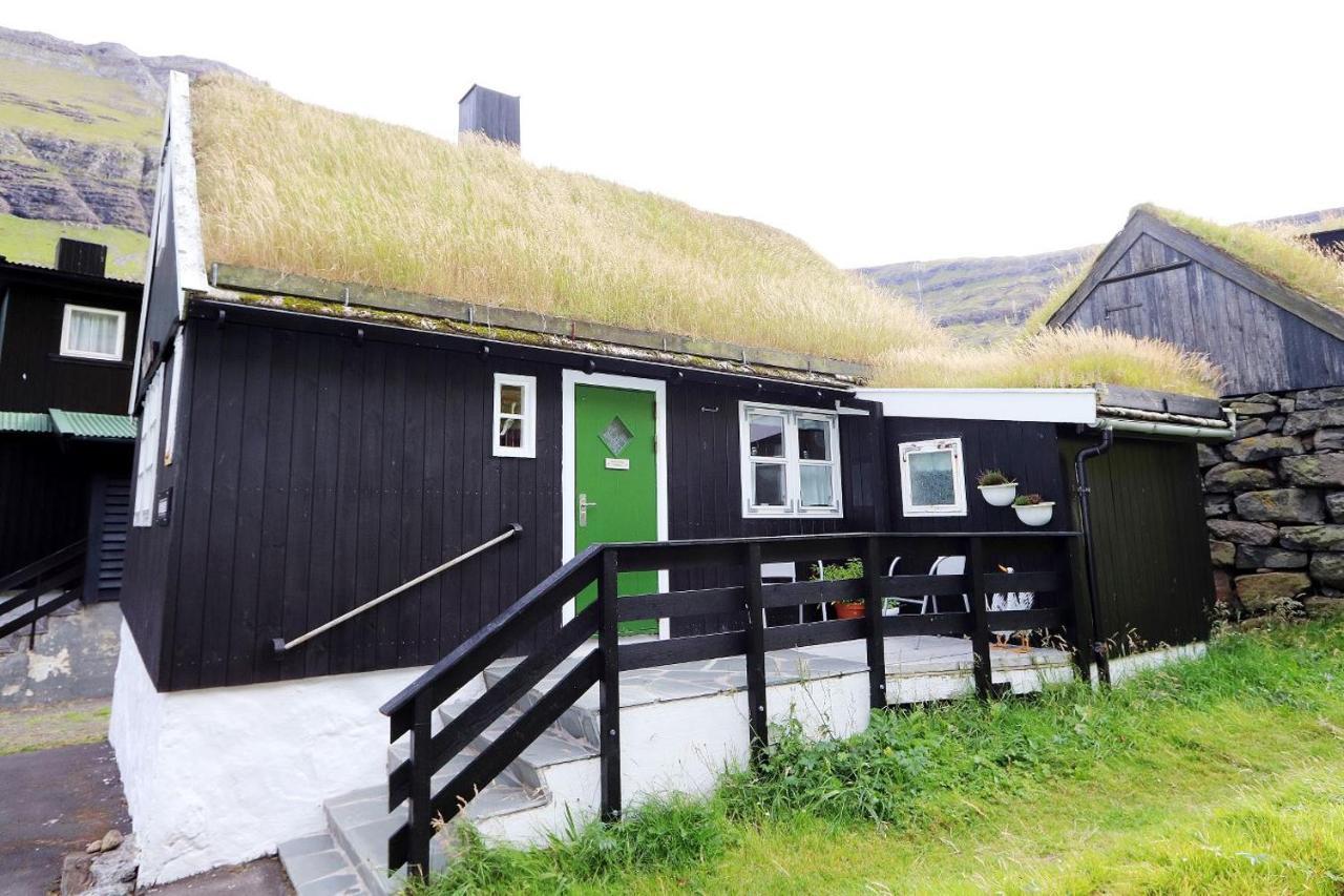 holiday cottage in Tjørnuvík Exterior foto